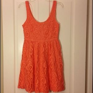 Medium, peach lace dress
