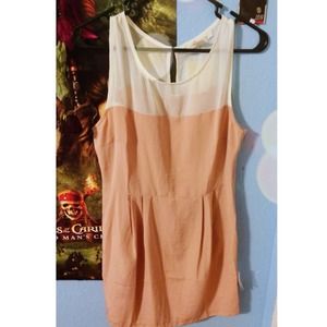 ❤️❤️❤️SOLD❤️❤️❤️ Pink and cream Forever 21 dress