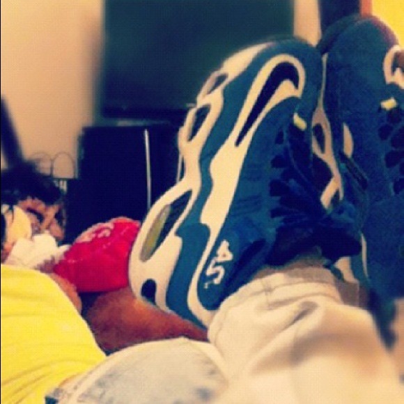 Blue Griffeys (: 💙Sold💙