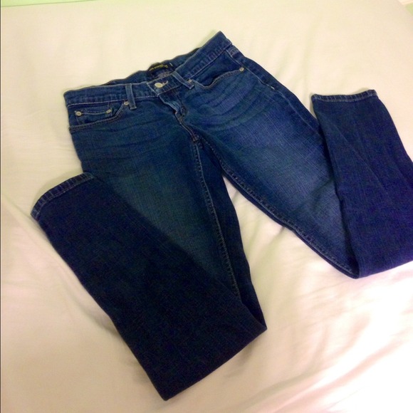 Levi's "too superlow" skinny jeans