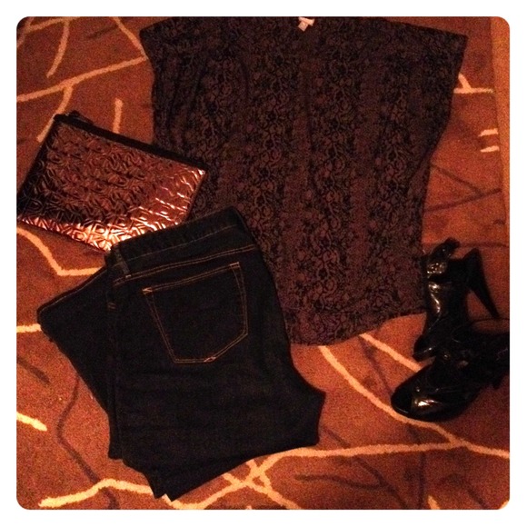 🚫SOLD🚫Converse Snakeskin Blouse