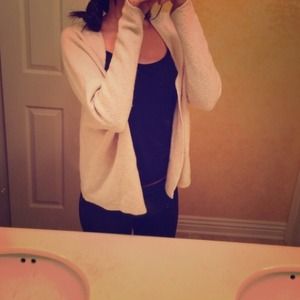 Brandy melville cardigan