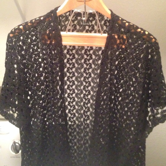 Cute little "Forever 21" Top - Picture 1 of 3
