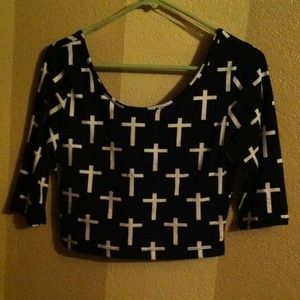 Printed black and white crop top