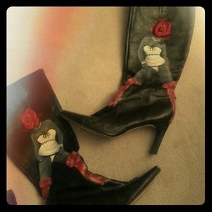 Sexy hand paintd boot