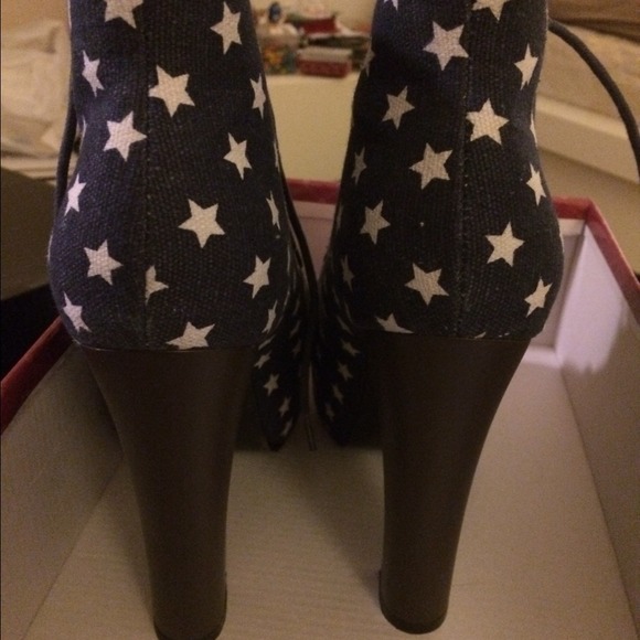 Platform booties. - Picture 4 of 4