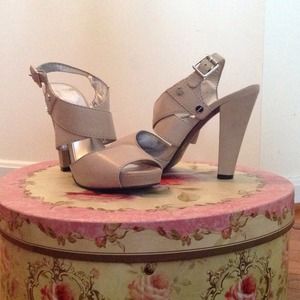 Sandal Heels - 🎉🎉💐HOST PIC!! - APR 2014💐 🎉🎉