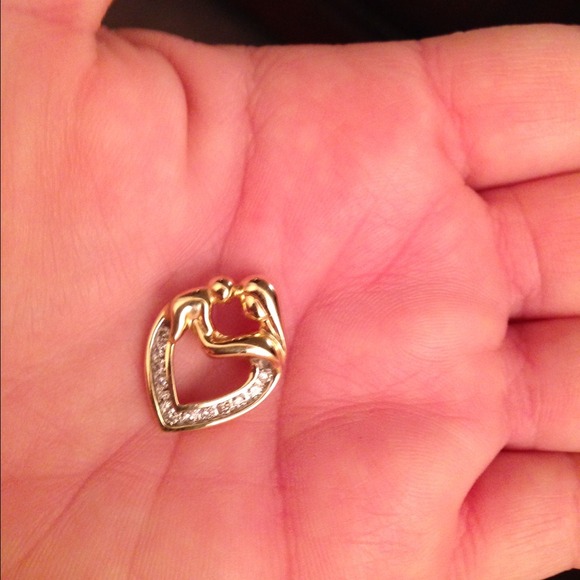 mother/daughter pendent