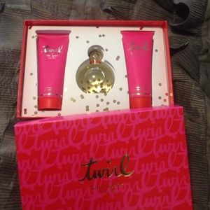 Kate Spade Twirl set