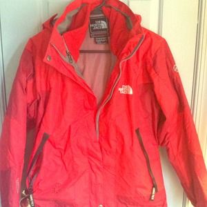 BRAND NEW MultiLayer Red North Face Summit Jacket