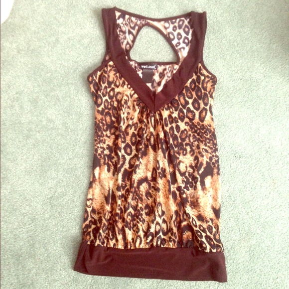 Cheetah print top