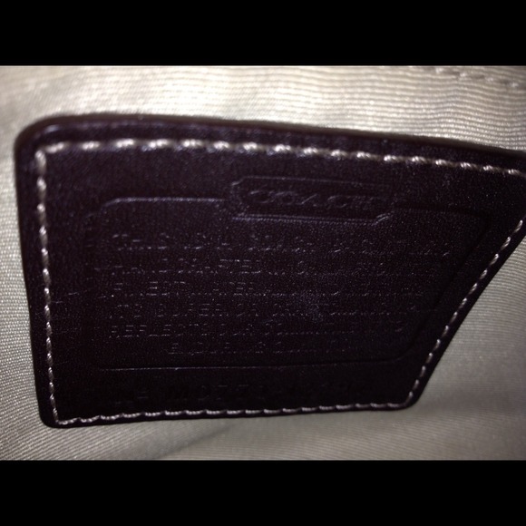 βSOLDβCOACH Hamptons Carryall Limited Edition - Picture 4 of 4