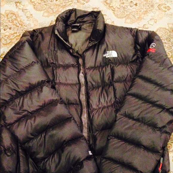 Men's North Face Summit series coat.