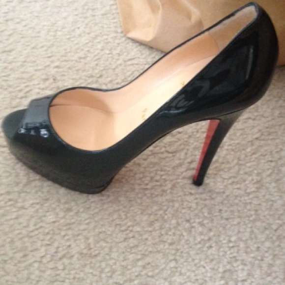 ❌SOLD❌Christian Louboutin Altadama ❌SOLD❌ - Picture 3 of 4