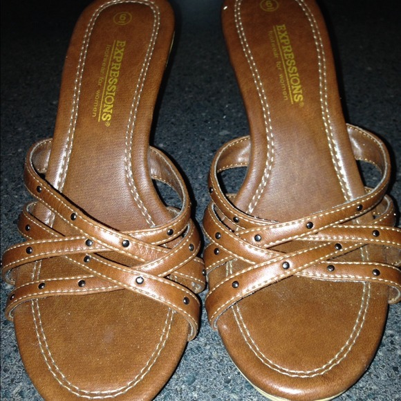 Shoes- brown sandals