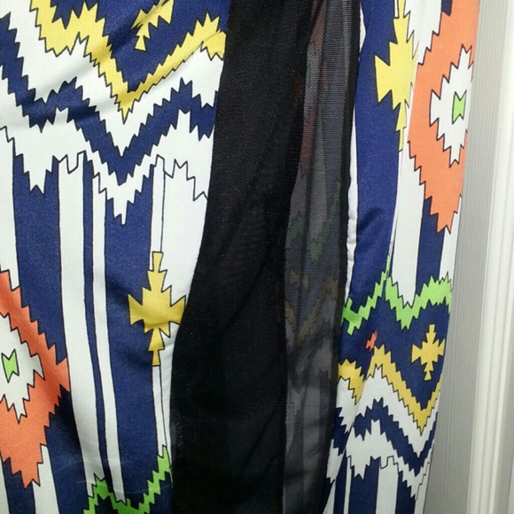 **Navy Blue  Geo Midi Dress - Picture 3 of 3