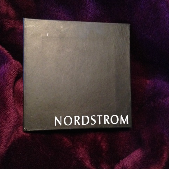 Nordstrom-Smokey Eye Pallet