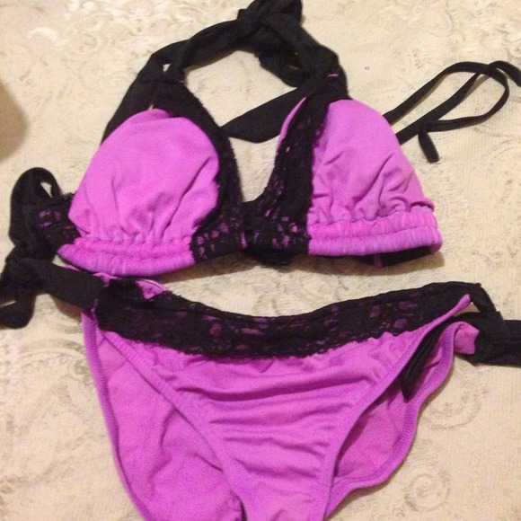 Lace bikini