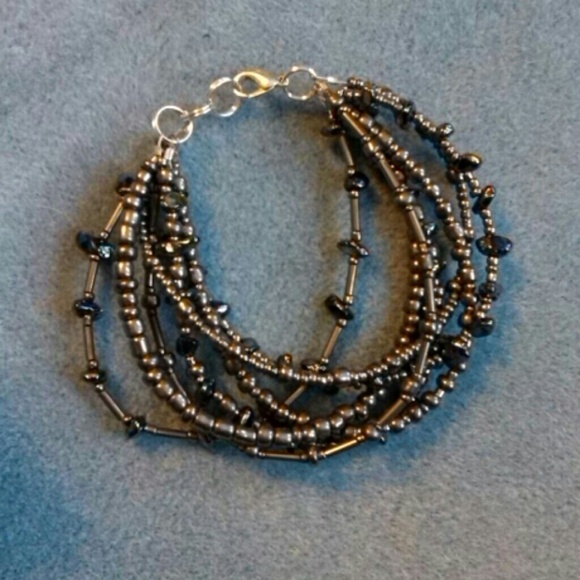 Slate color bracelet - Picture 2 of 3