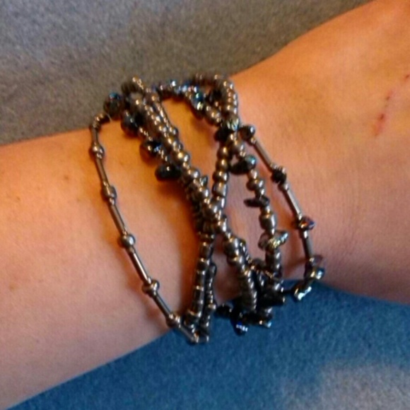 Slate color bracelet - Picture 3 of 3