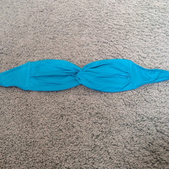 🚫SOLD🚫Massimo strapless bikini top