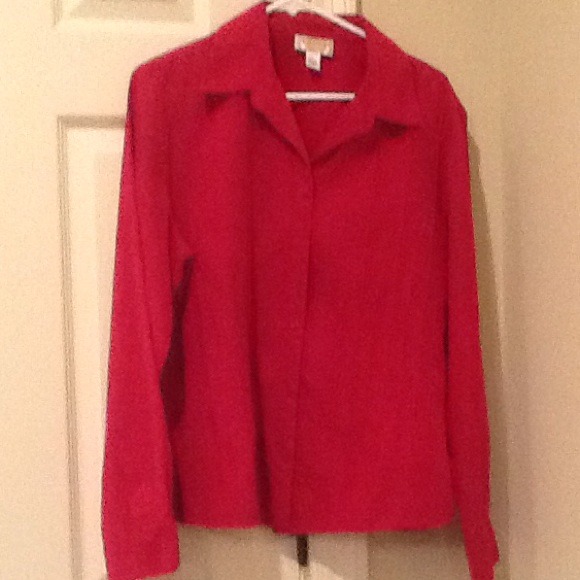 Excellent condition. Size L. Only wore once