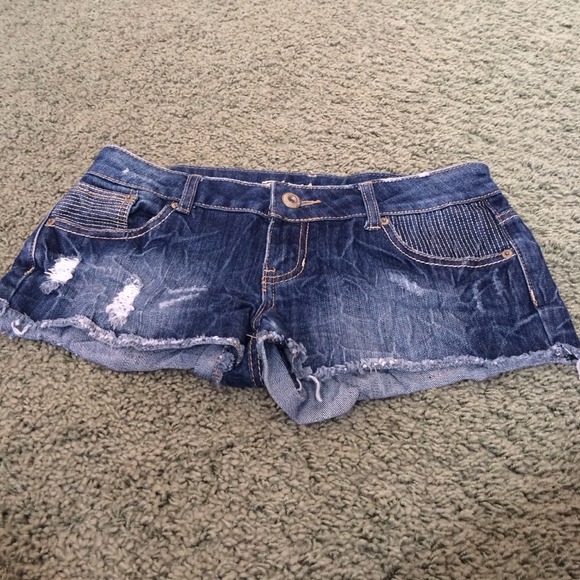 🚫SOLD🚫daisy duke blue jean shorts