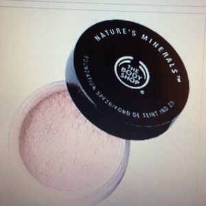 The Body Shop Natural Minerals Shade 02