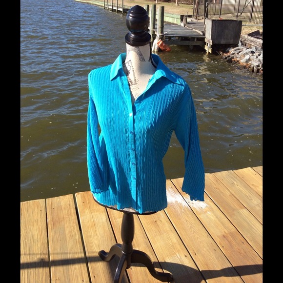 Blouse - Picture 2 of 2