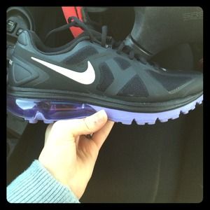 Nike airmax running.