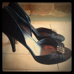 Nine West Black Satin Heels