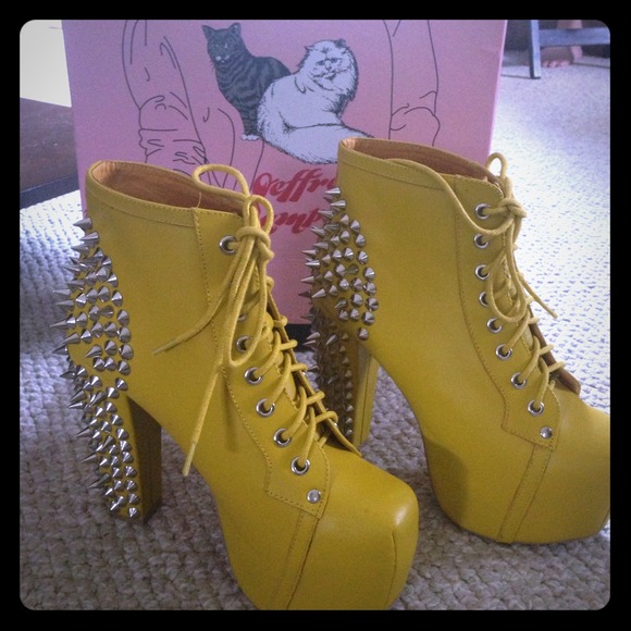 🔰Reduced!Jeffery Campbell Spiked Litas (yellow)