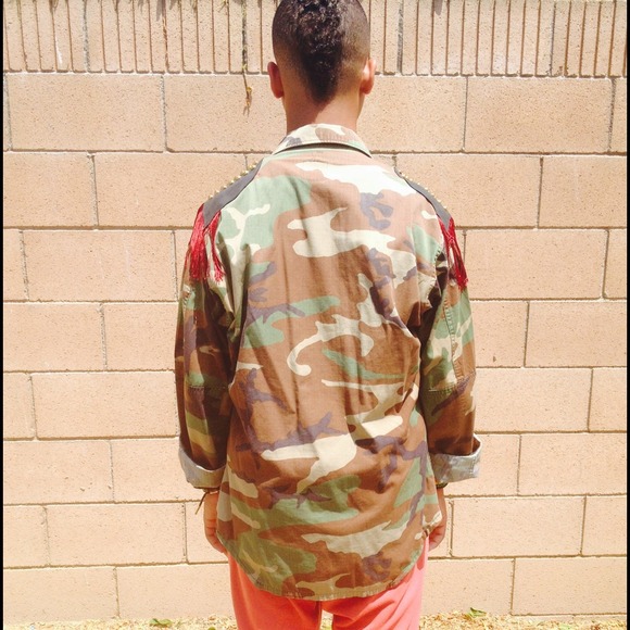 Unisex Camo Army Hi-Low Jacket - Picture 3 of 4