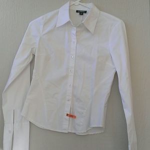 Fitted white button up blouse