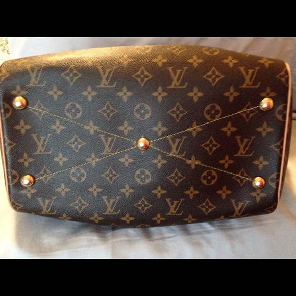 💢SOLD💢Louis Vuitton Tivoli GM - Picture 4 of 4