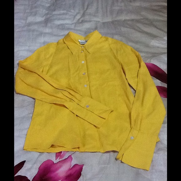 Brand New Tracy M. 100% silk shirt