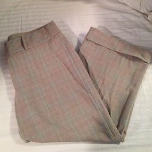 Bebe cuffed dress capris