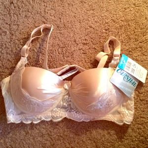 Carnival bra 38b