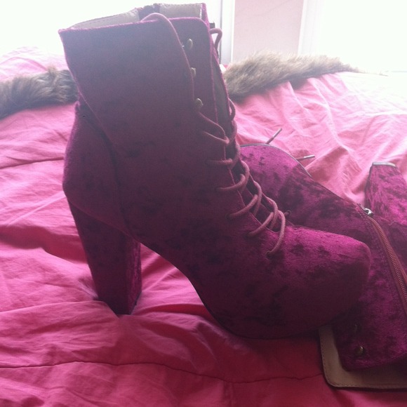 Booties! - Picture 2 of 3