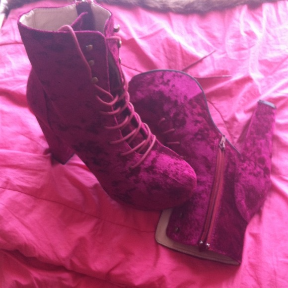 Booties! - Picture 3 of 3