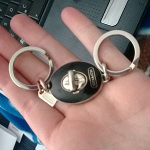 AUTHENTIC COACH keychain