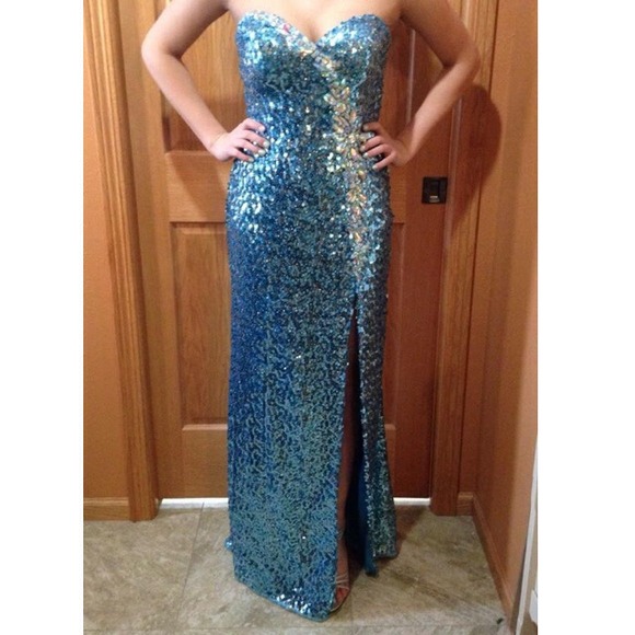 Dresses Just An Old Prom Dress Im Looking To Get Rid Of Poshmark