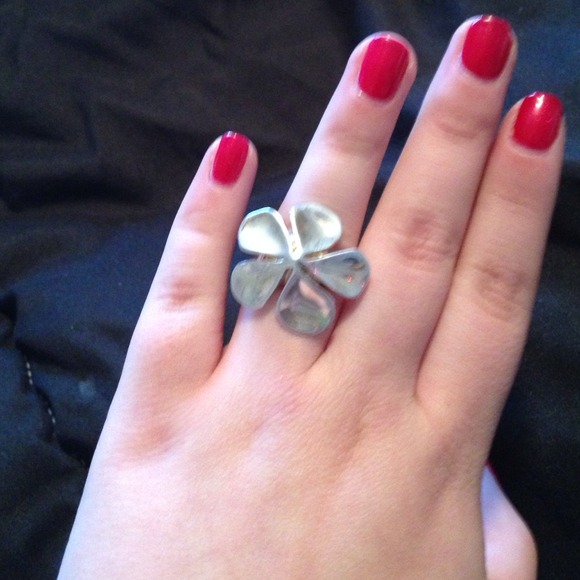Sterling silver flower ring