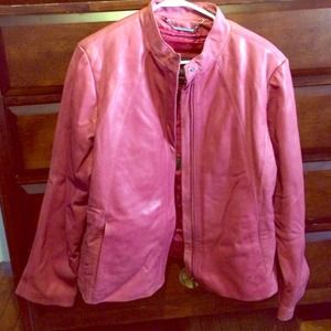 A WINTER ESSENTIAL PINK LEATHER JACKET