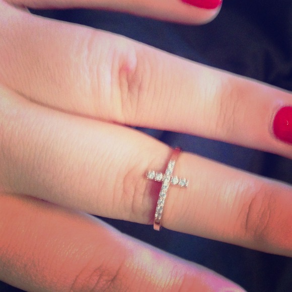 Rose gold cross ring