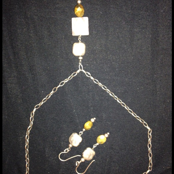 Silpada Necklace & Earrings