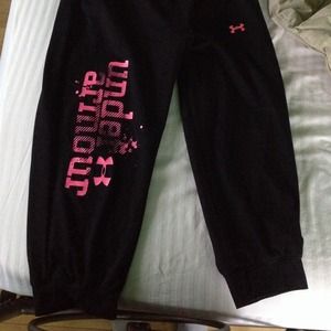 Under Armour loose cropped pants!