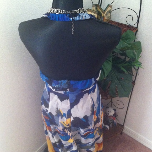 🌟🌟SOLD🌟🌟Beautiful Sundress - Picture 4 of 4