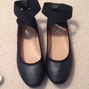 Kimchi blue black ballet flats. NEVER WORN