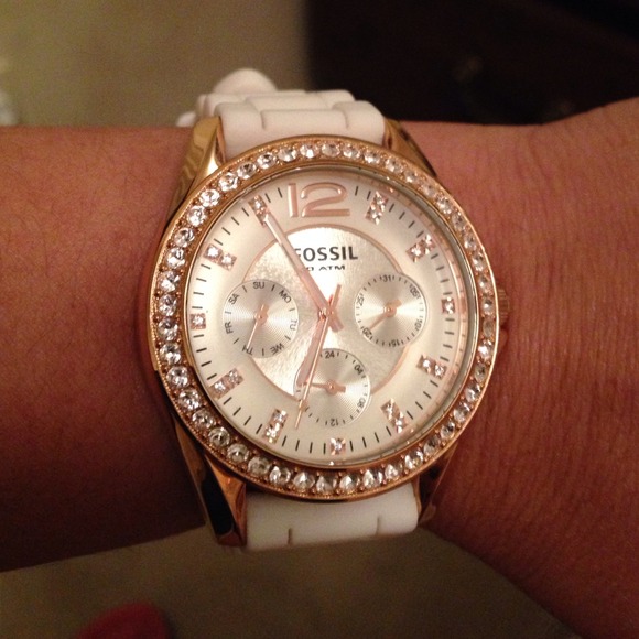 Fossil watch with silicon band.